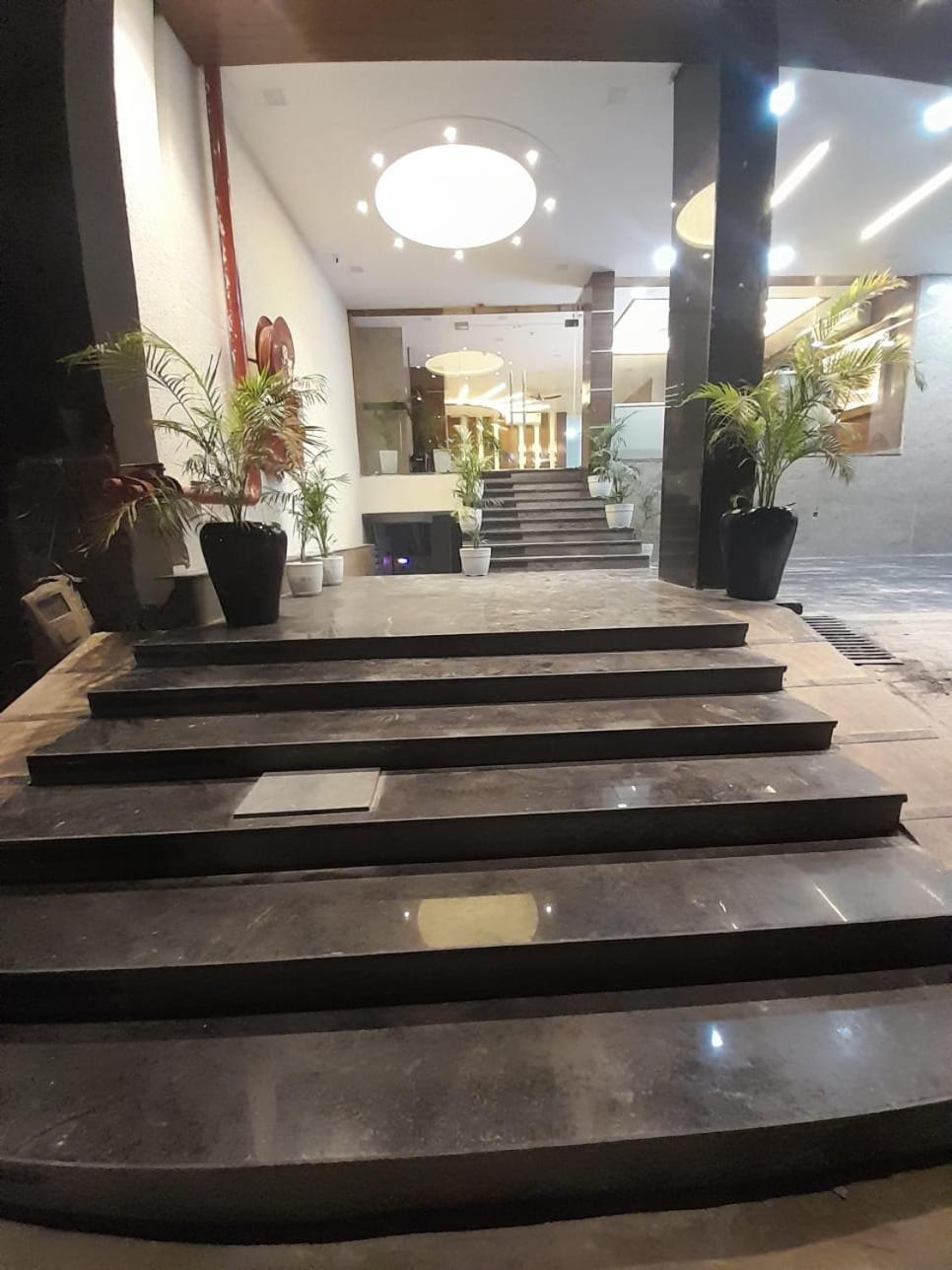 Rich Grand Hotel Agra  Exterior photo
